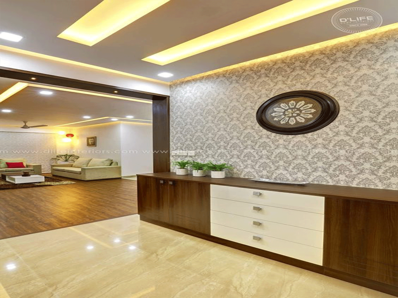 FOYER--3