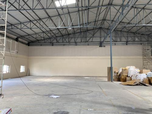 warehouse-32