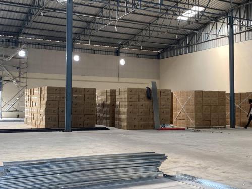 warehouse-39
